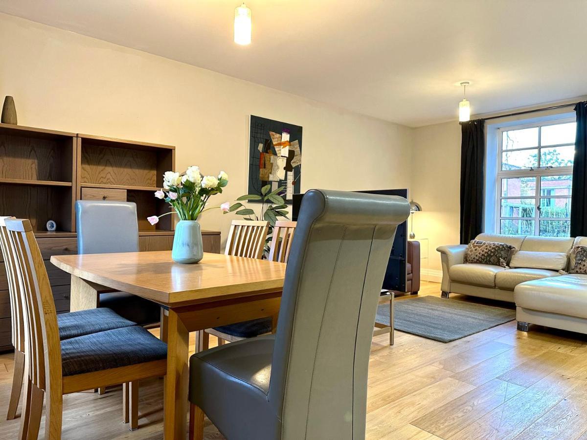 Desirable 2 Bedroom Apartment In Bicester That Sleeps 5 Exterior foto