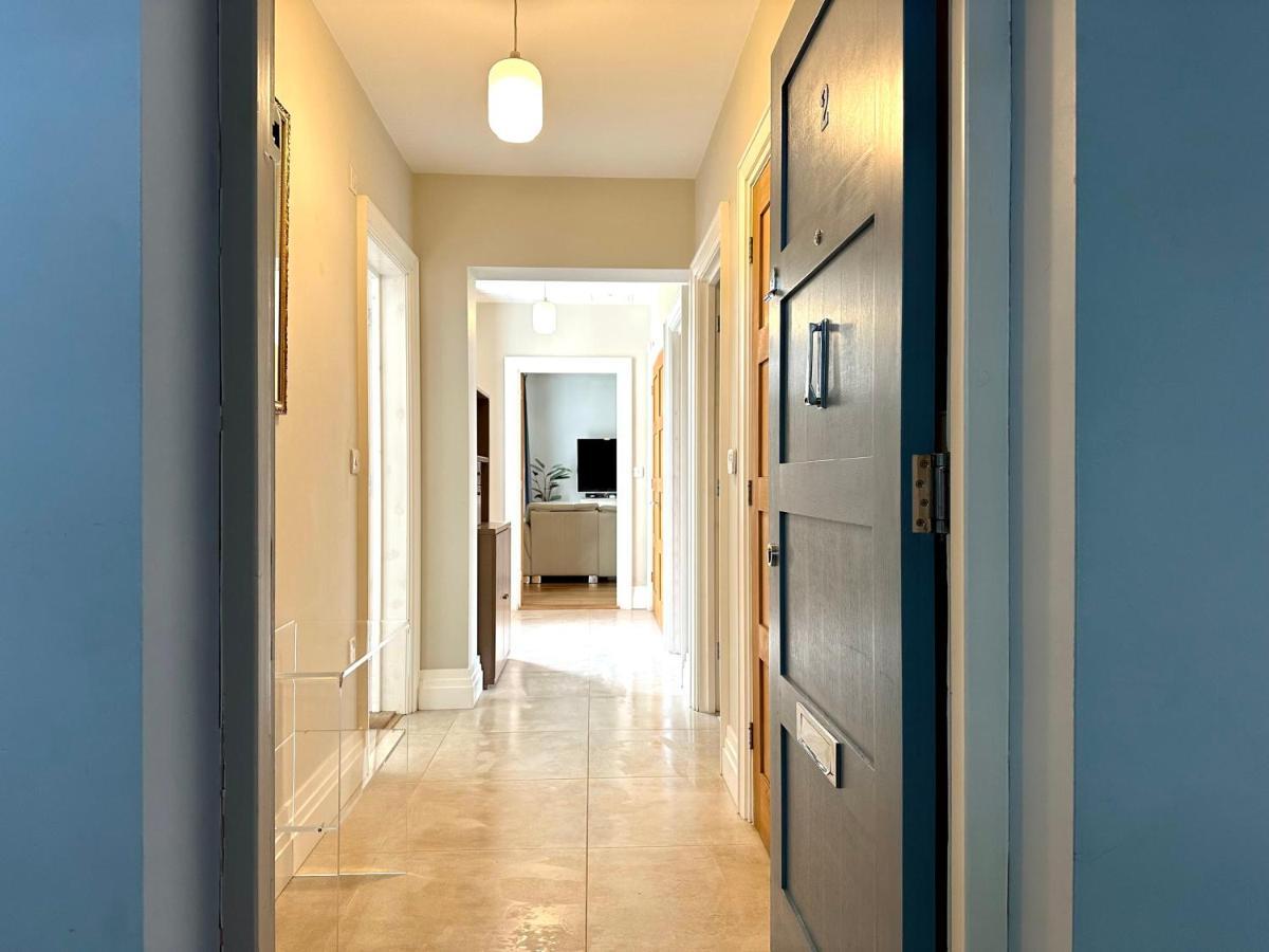 Desirable 2 Bedroom Apartment In Bicester That Sleeps 5 Exterior foto