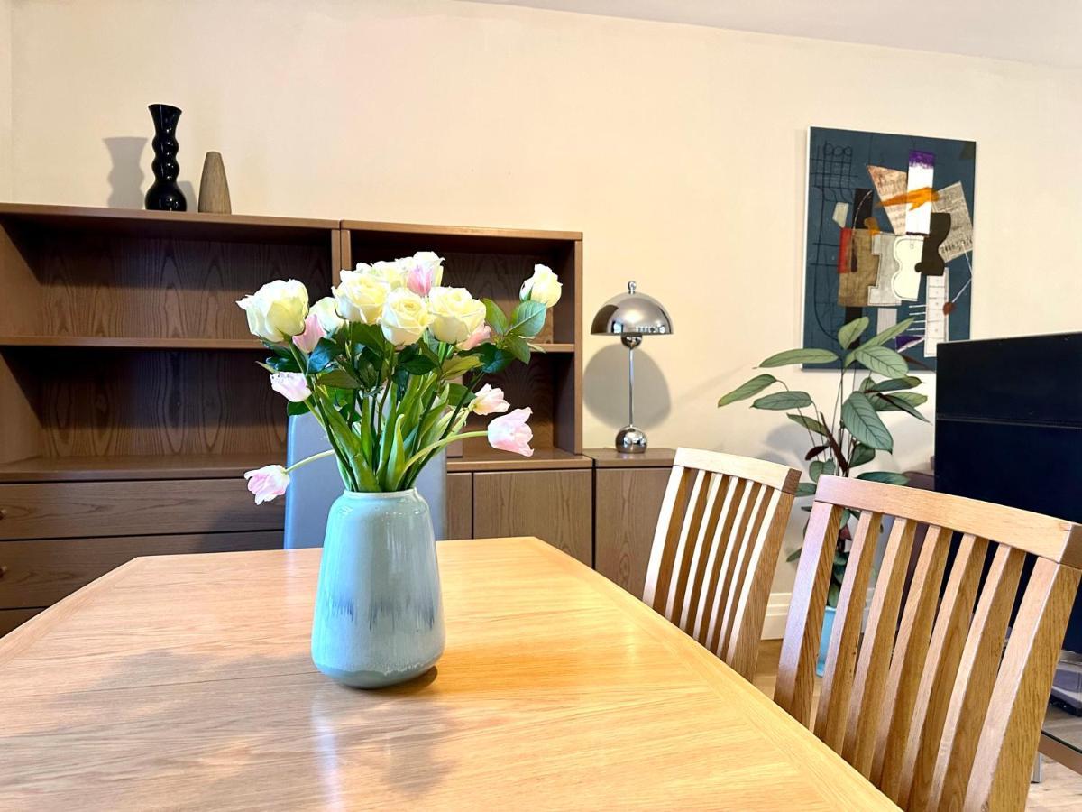 Desirable 2 Bedroom Apartment In Bicester That Sleeps 5 Exterior foto